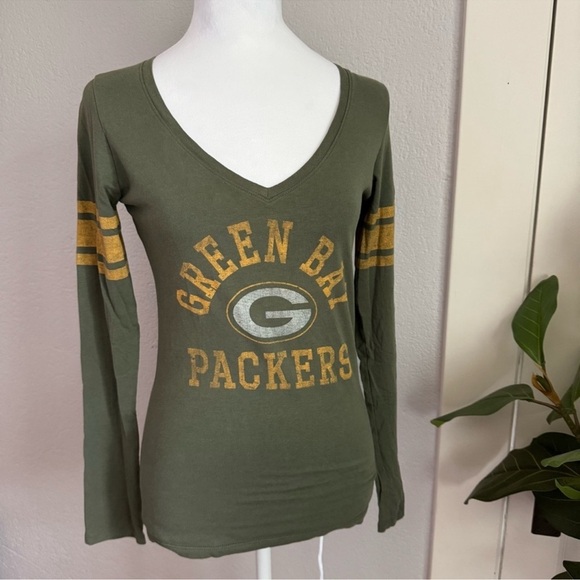 47 Green Bay Packers Long Sleeve Fitted Jersey - Picture 2 of 5